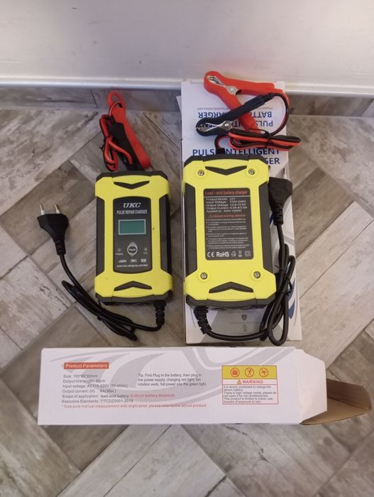 Зарядно за акумулатор-2бр