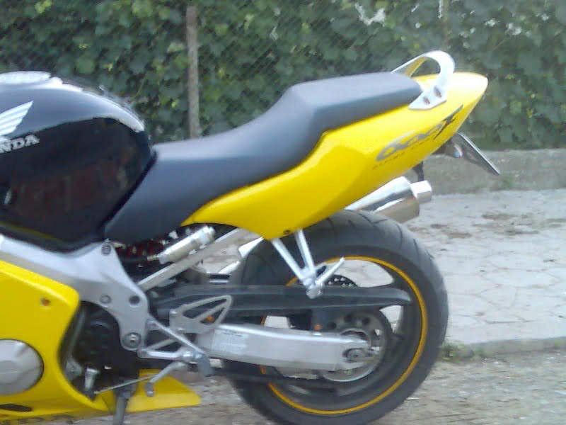 Honda- CBR-F4- Мотор
