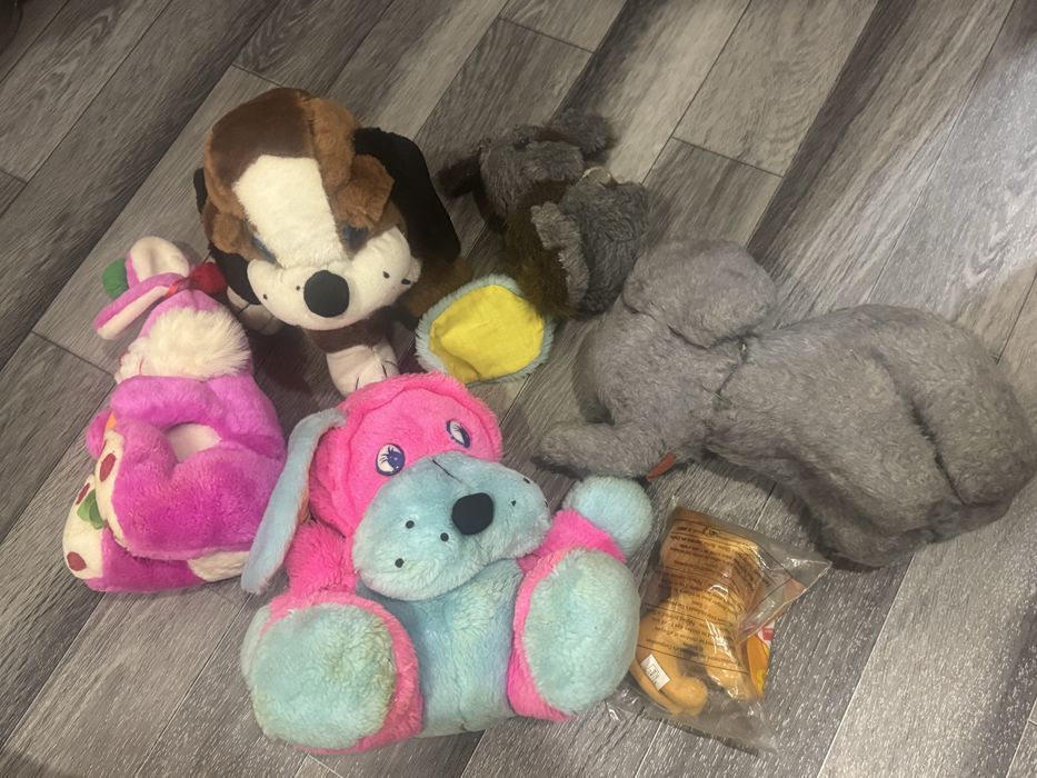 Отдам даром игрушки мягкие