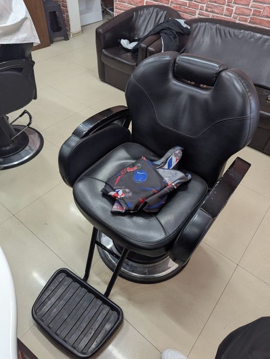Scaune pentru frizerie canapea și fotolii