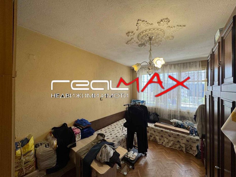 Продава се Четиристаен апартамент в Казанлък - 106 кв.м за 1347 €/кв.м - Снимка #3