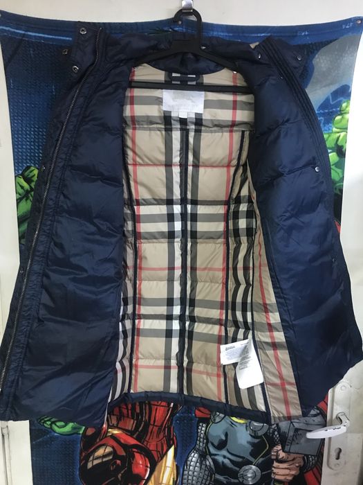 Две детски пухени якета за момичета ,,GUCCI” и ,,BURBERRY”