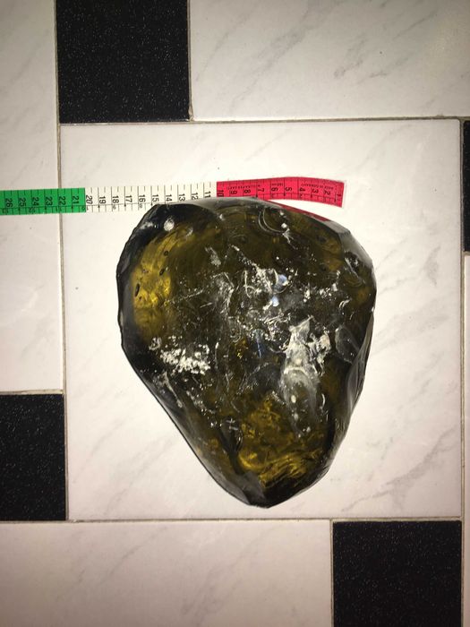 Опушен Кварц ,  друза 6000 карата.