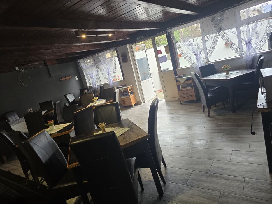 Închiriez restaurant