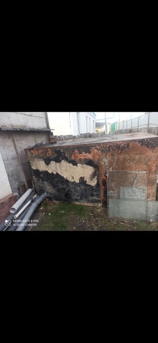 Емкасть  -3 тоны с под саляки