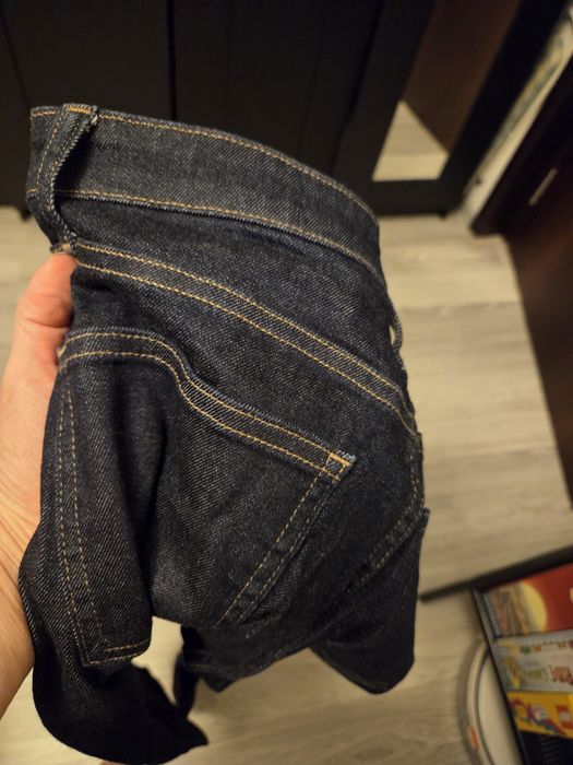 Blugi Uniqlo mar S, noi fără eticheta, bleumarin inchis