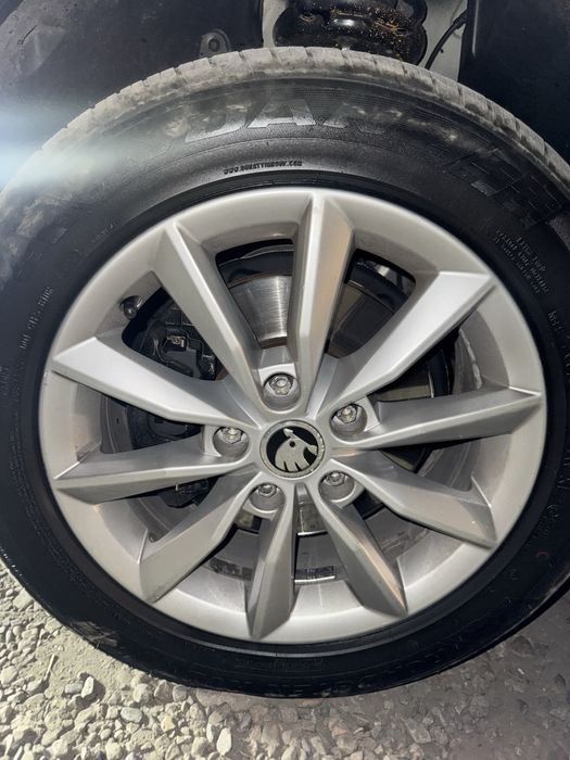 Продам диски minoris r16 с шинами