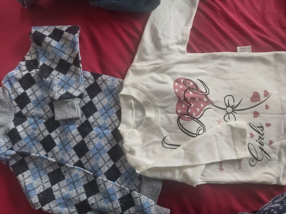 Продам детские вещи
