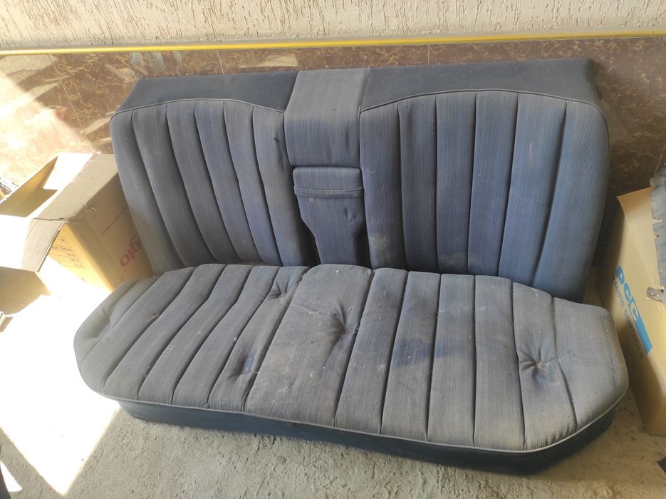 W124 салон синий