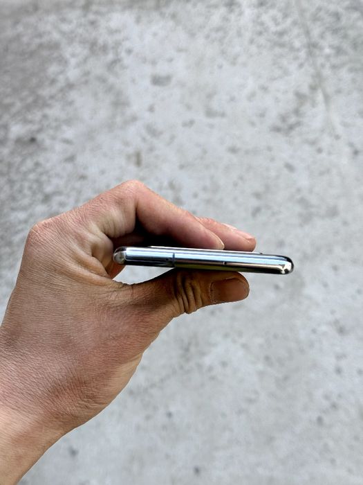 Samsung galaxy S 10 5g xolati ideal