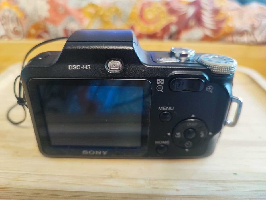 Фотоапарат Sony DSC-H3