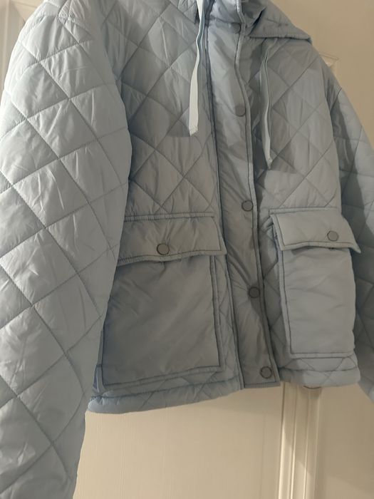 Продам осенние куртки