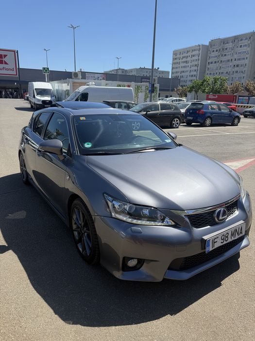 lexus ct