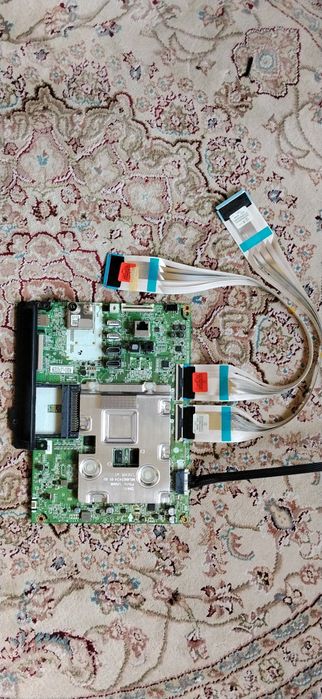 LG 55SM8600PLA platalar to'plami (Anakart va quvvat manbai)