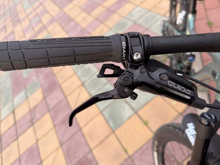 Продам giant stance 2  2024 года