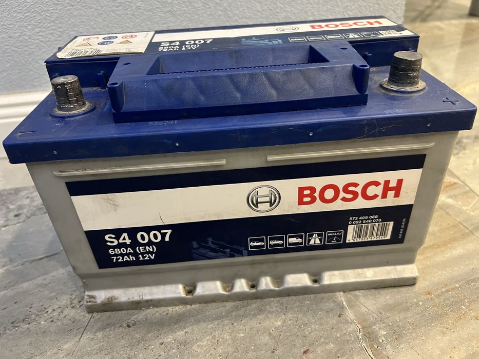 Acumulator Baterie Auto Bosch 12 V 72 AH 680EN