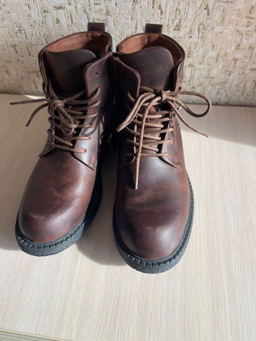 Продам продам зимнюю обувь