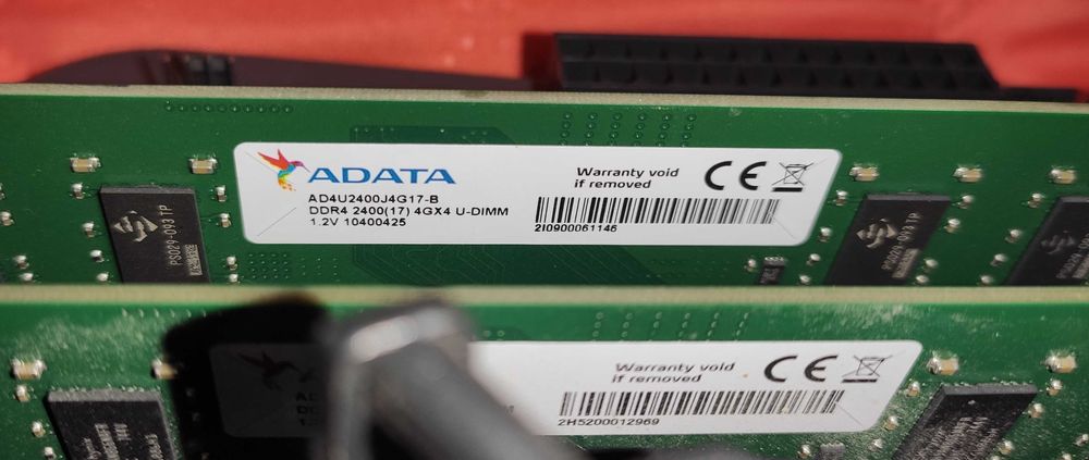 Дънна Платка : ASUS PRIME H270-PLUS/Процесор : CELERON G3930 & Памети.