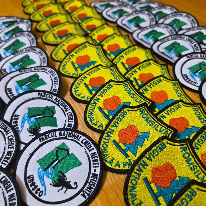 Patch-uri, embleme brodate personalizate (+velcro)