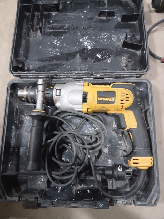 Masina carotat DeWalt
