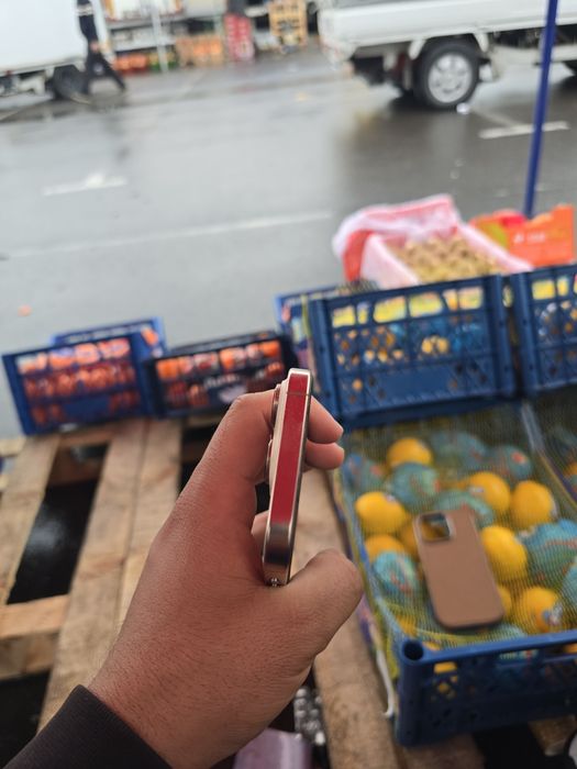 Iphone 16 pro 128 talik