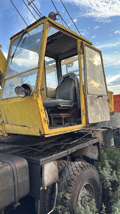 Продам МАЗ автокран