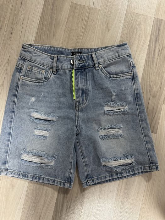 Къси панталонки VETEIDA