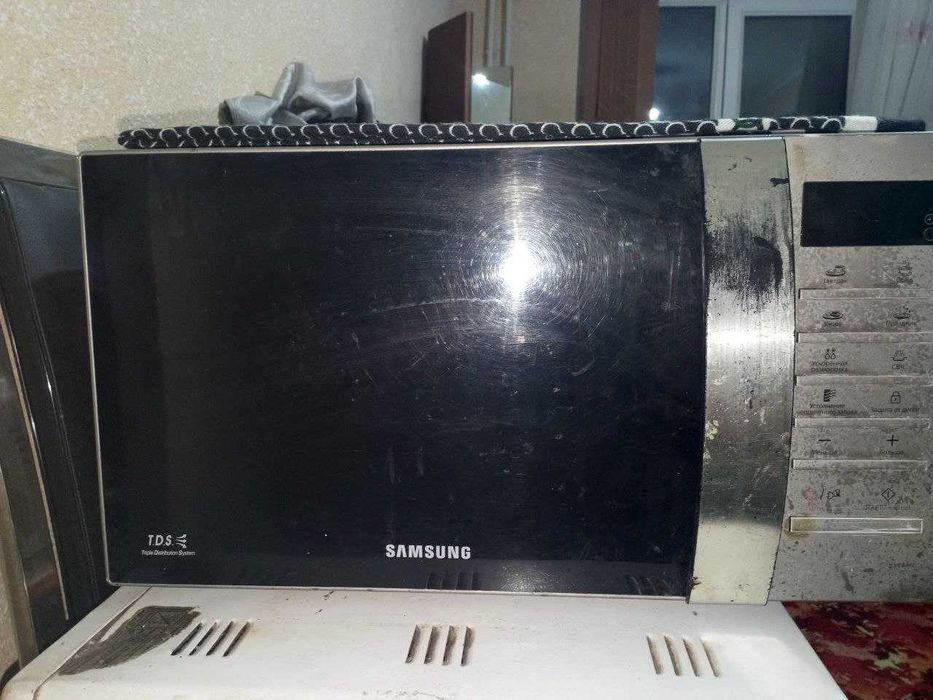 Микровалновка витек ва самсунг сотилади тез ва арзон булди ишлаши зур