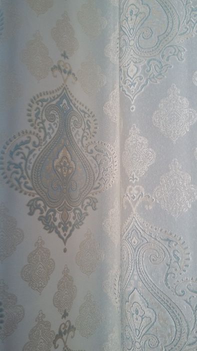 продам готовые шторы