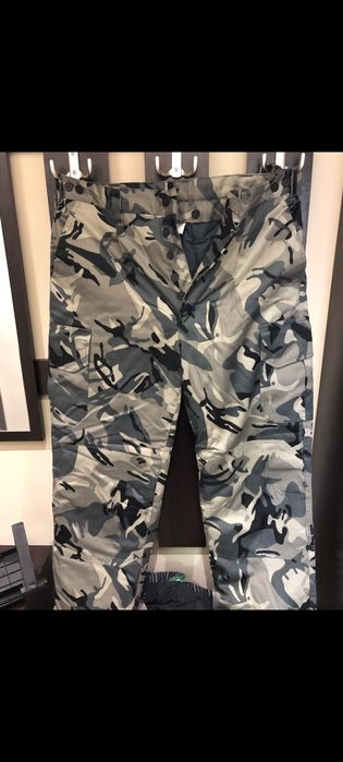 Ловен екип + жилетка и шапка