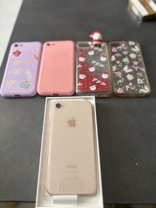 Продавам iPhone 8 – в отлично състояние
