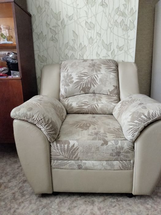 Кресло диван мебель