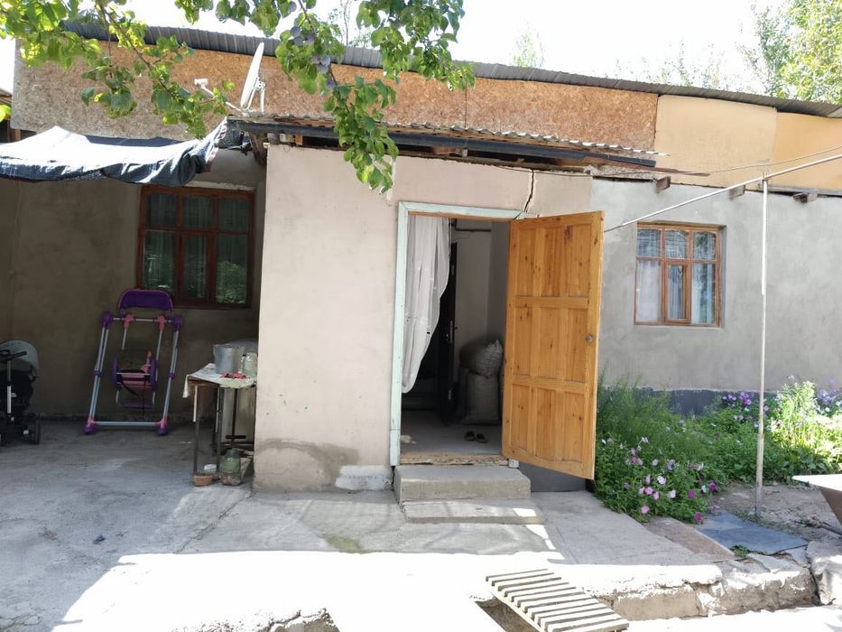 Продается уютный дом возле гор