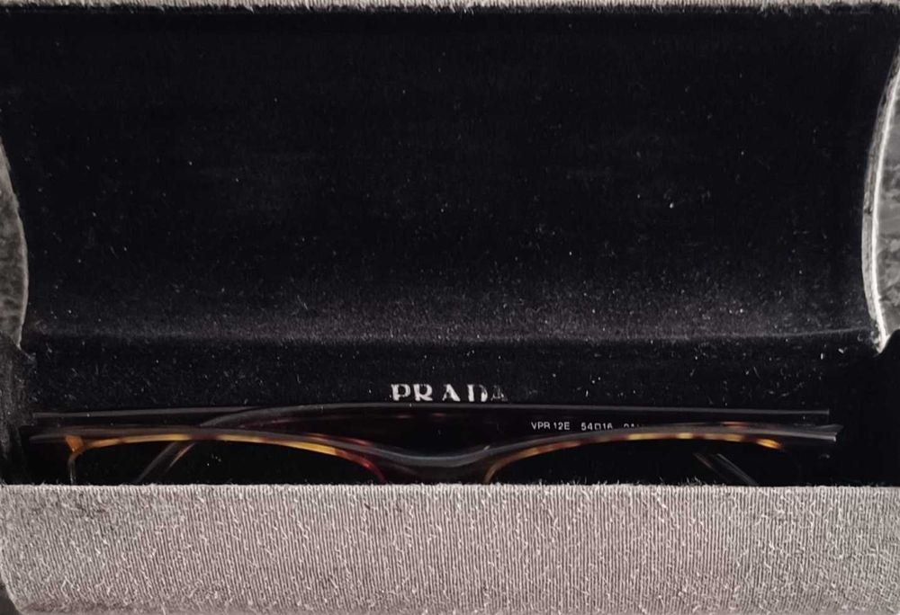 Рамки за диоптрични очила PRADA