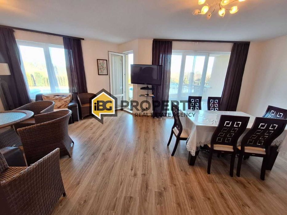 Продава се Тристаен апартамент в Бяла - 117 кв.м за 397 €/кв.м - Снимка #1