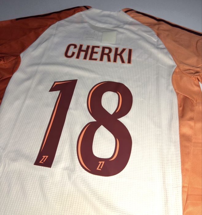 Lyon 24/25 Away ( Cherki 18 ) M