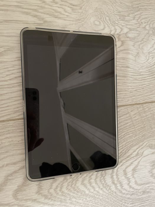 Айфад мини 4 саталады