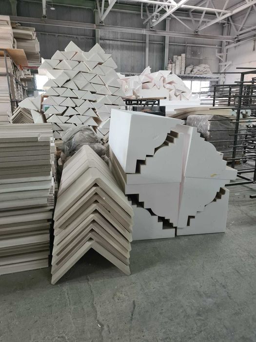 Elemente Decorative Coltare Cornise Ancadramente