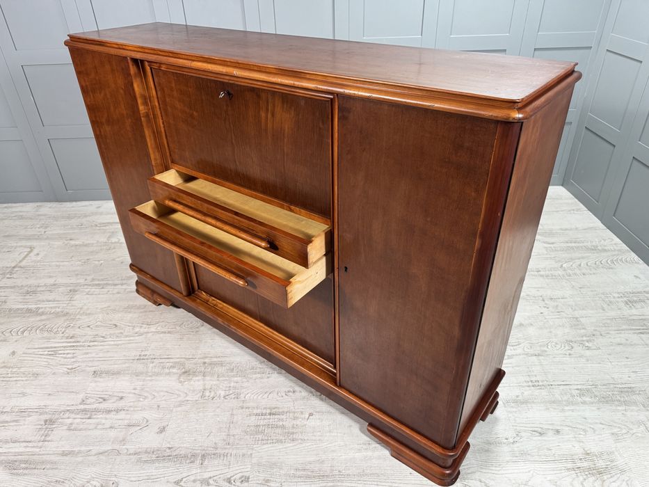Бюфет от средата на миналия век Д1103