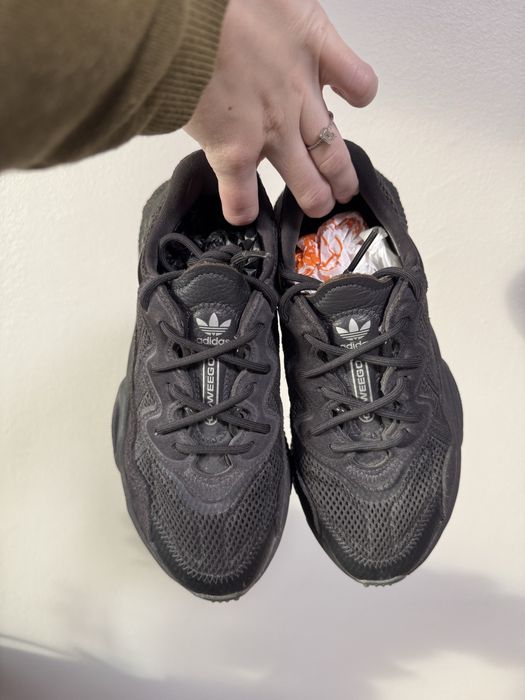 Adidas ozweego ,размер 37.5,тъмно сиви/черни