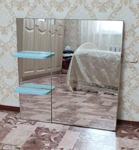 Продам зеркало,без сколов