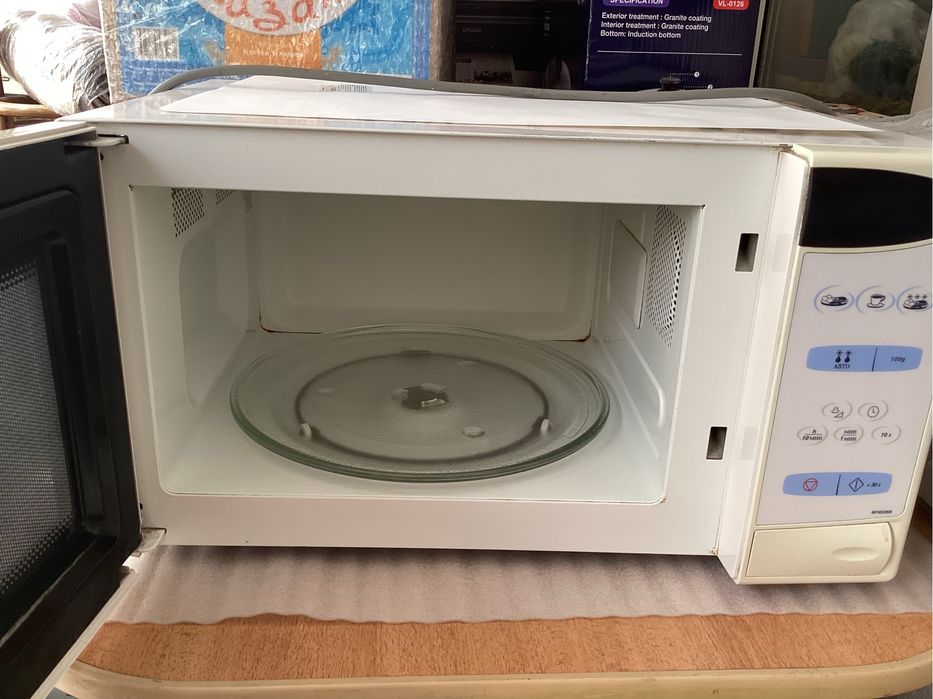 Микроволновая печь Samsung б/у