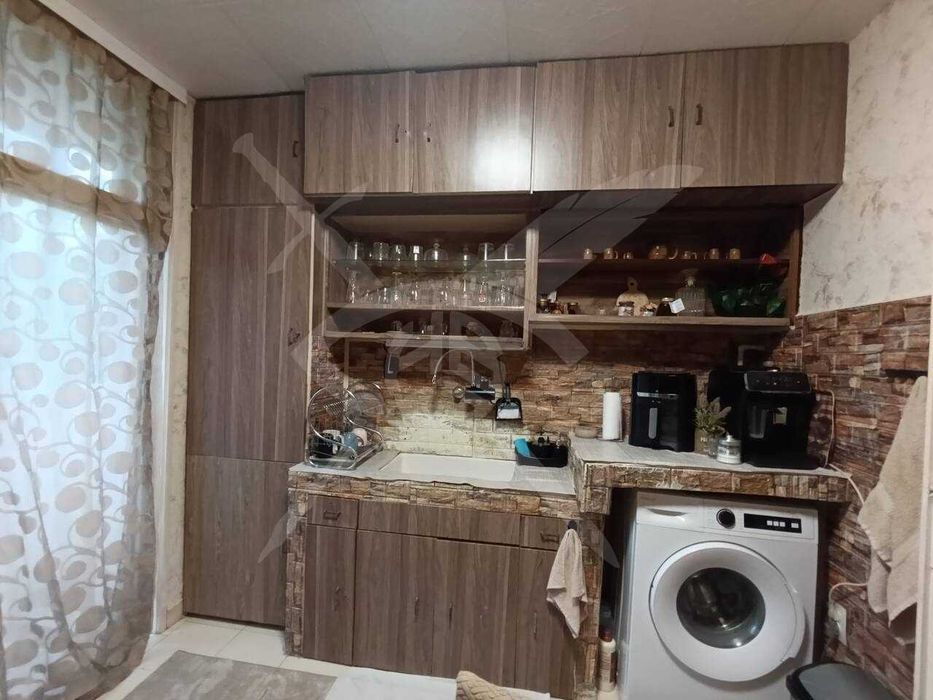 Продава се Многостаен апартамент в Стара Загора, Център - 76 кв.м за 1843 €/кв.м - Снимка #3