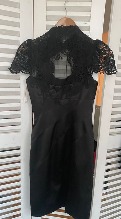 Рокля Guess Collection, Liz Claiborne