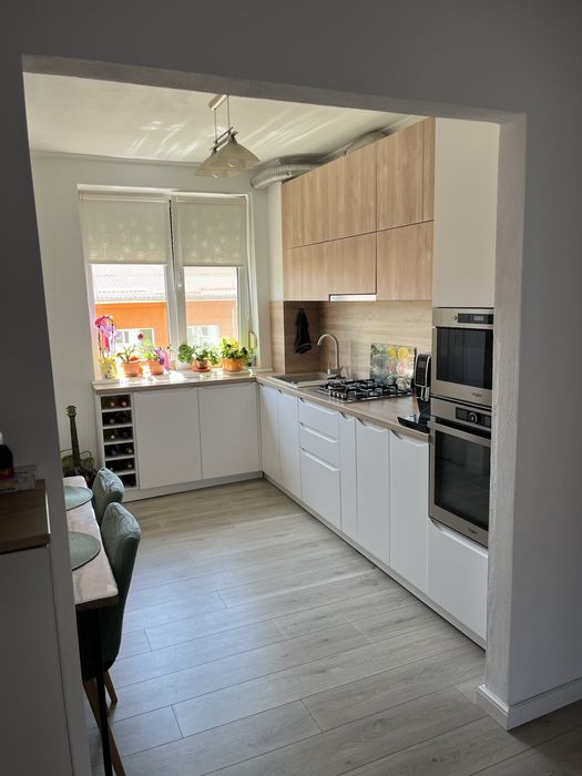 Apartament spatios la cheie cu 3 camere