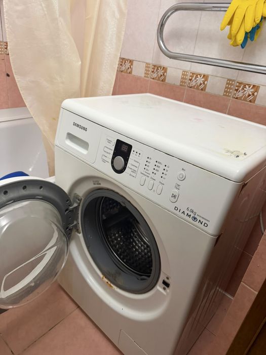 Продам стиральную машинку