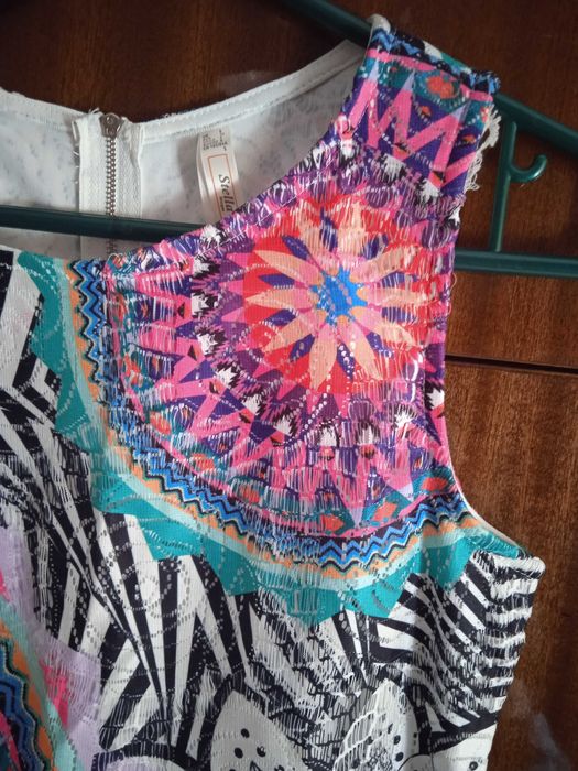 Нежна къса рокля