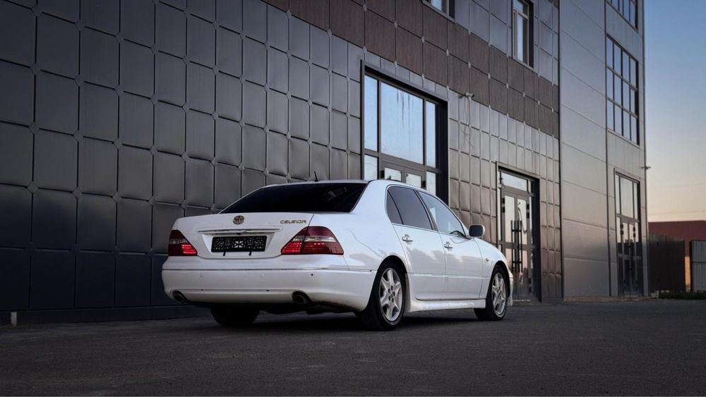 Продам Toyota CELSIOR