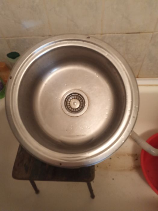 Продам недорого мойку