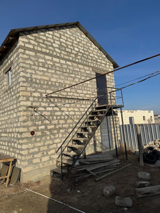 Гараж сатылады. Хабарласын